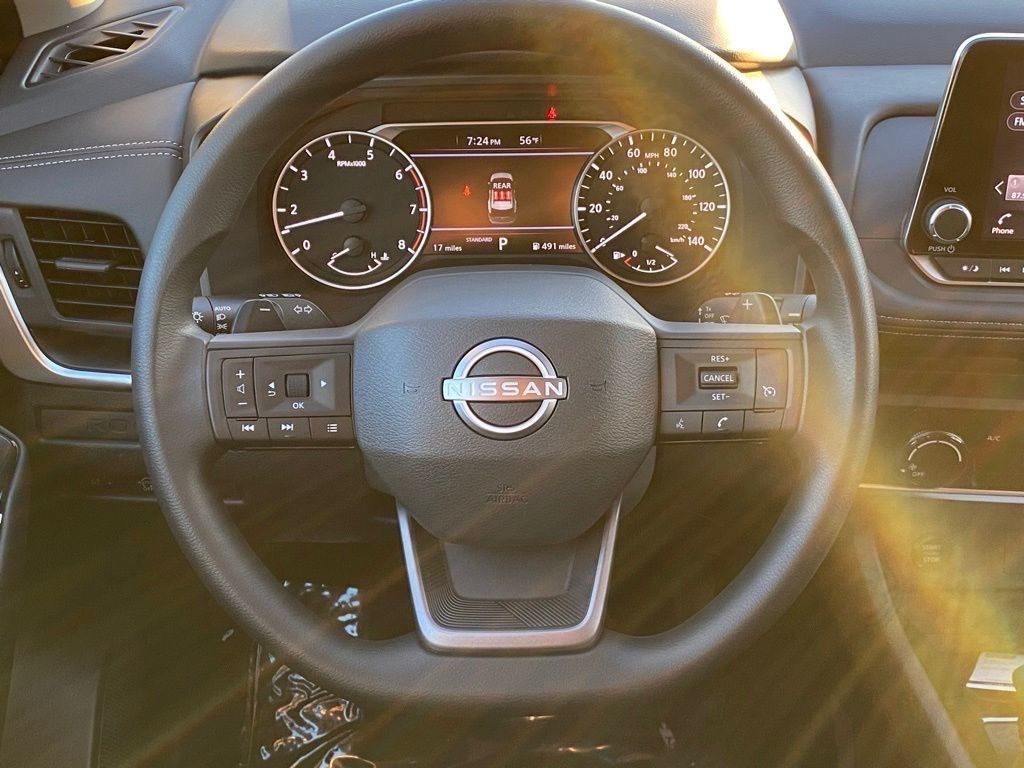 2025 Nissan Rogue S photo 21