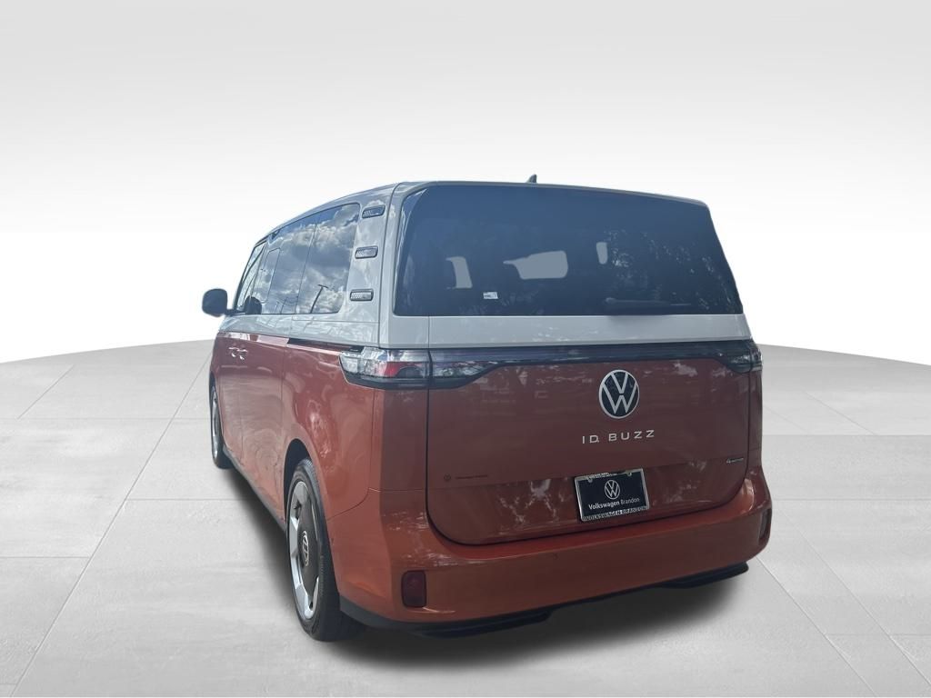 2025 Volkswagen ID. Buzz Pro Plus photo 5