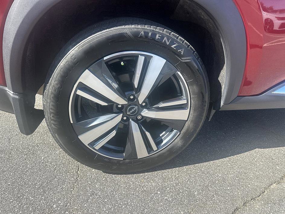 2022 Nissan Rogue SL photo 20