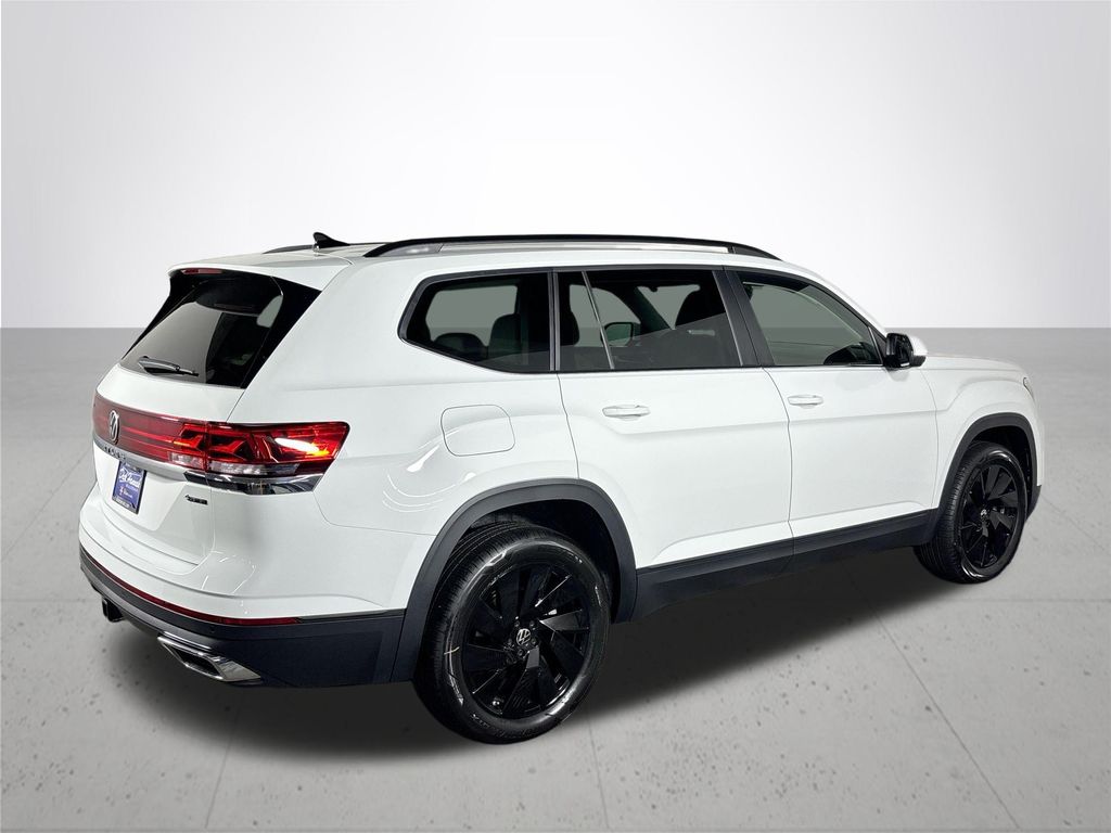 2025 Volkswagen Atlas SE Technology photo 6