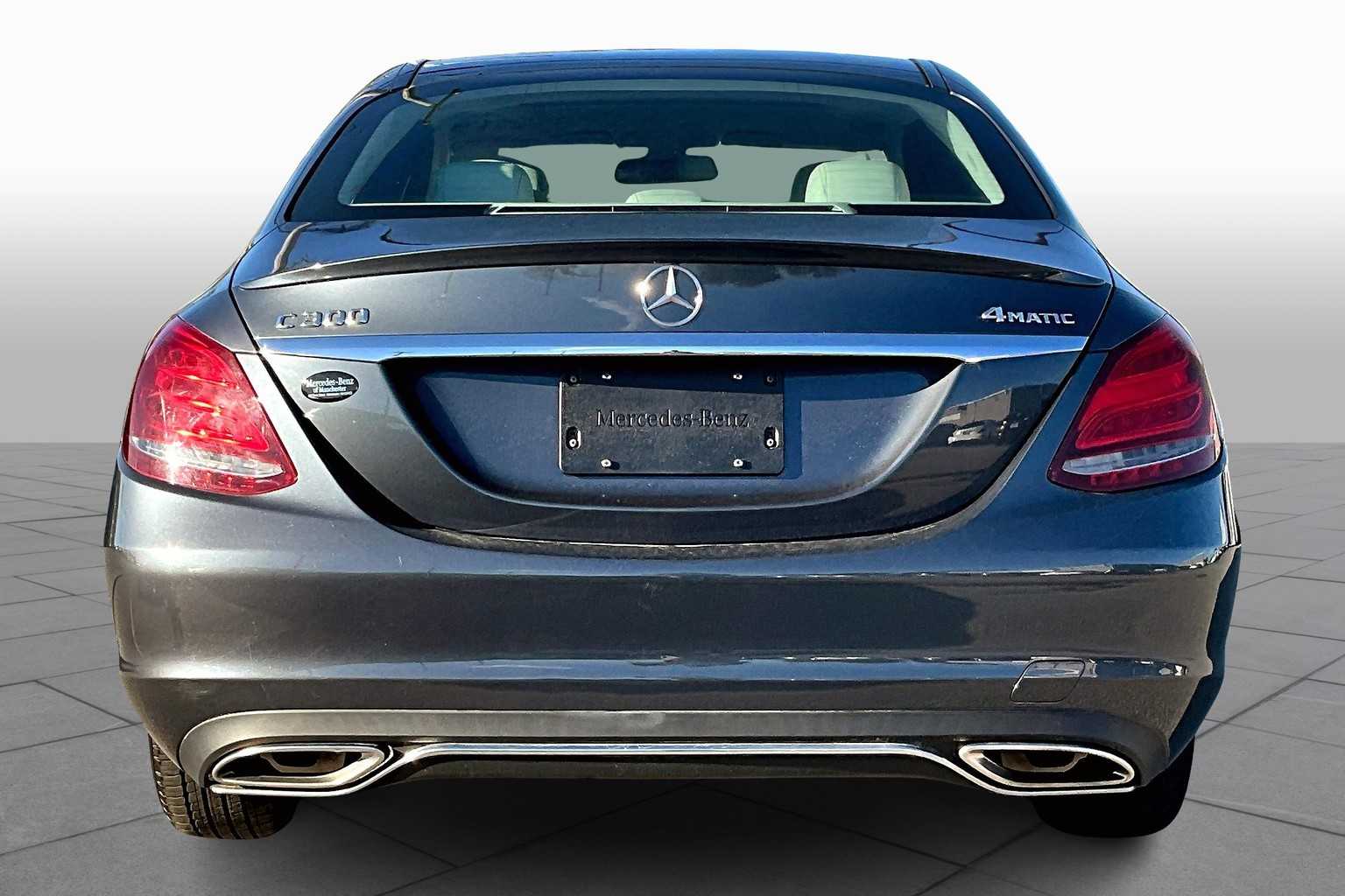 2016 Mercedes Benz C 300 4MATIC photo 4