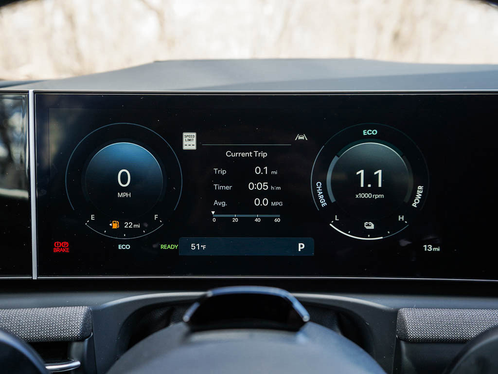 2025 Hyundai Tucson Hybrid Limited photo 12