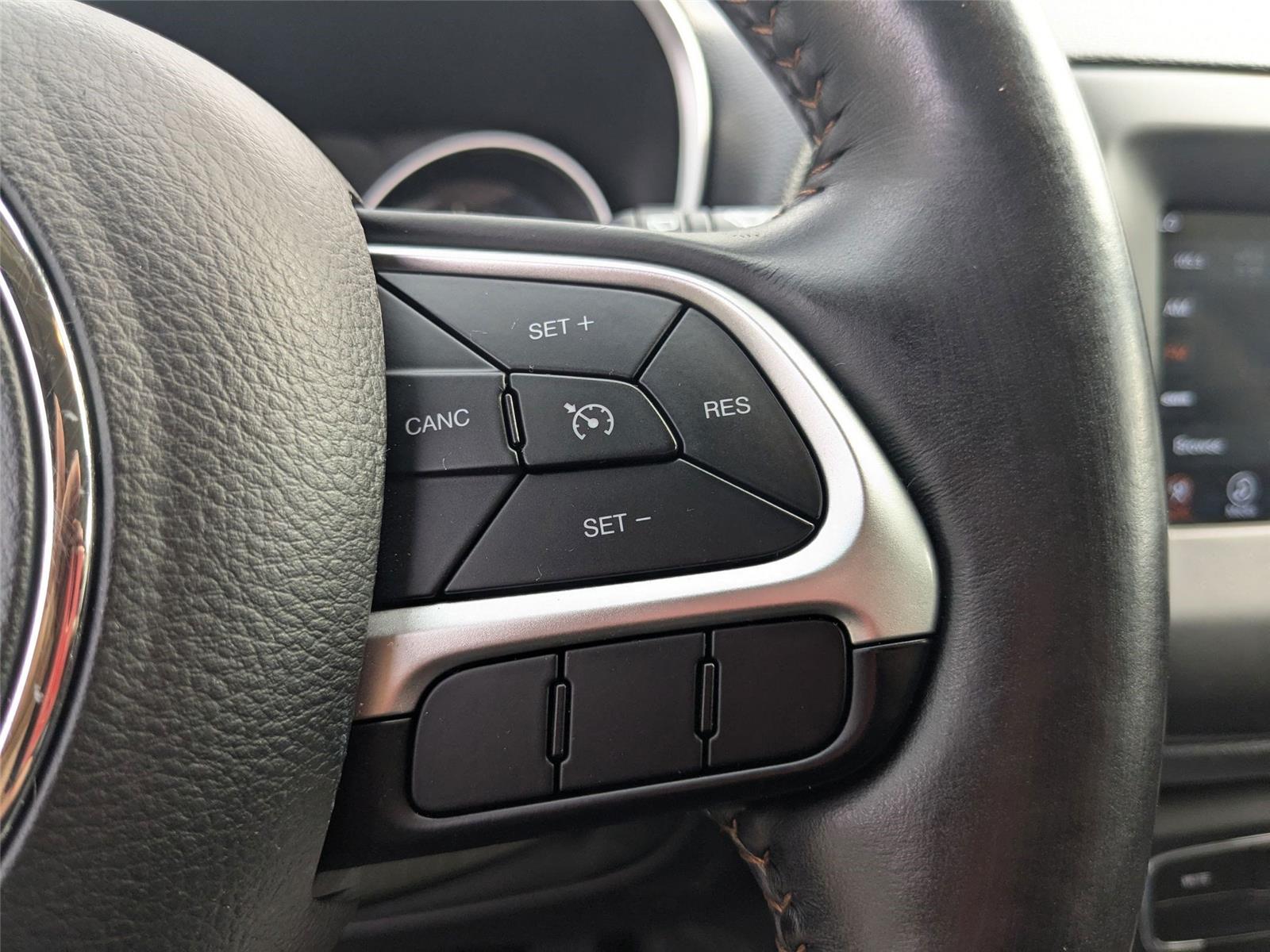 2017 Jeep Compass Latitude photo 17
