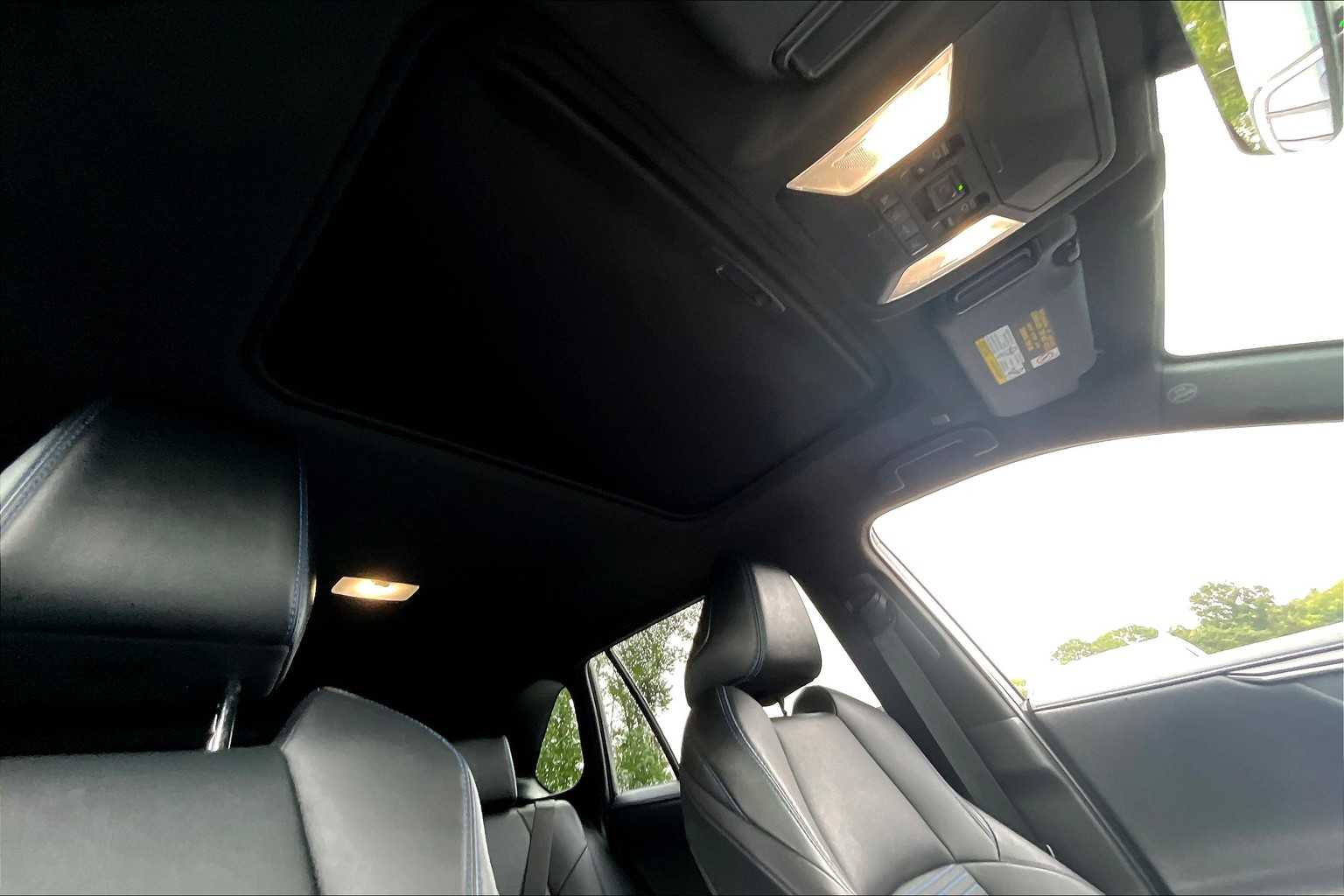 2023 Toyota RAV4 Hybrid XSE photo 10