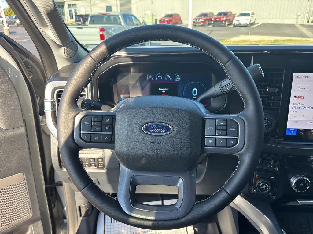 2025 Ford F-350 Lariat photo 14