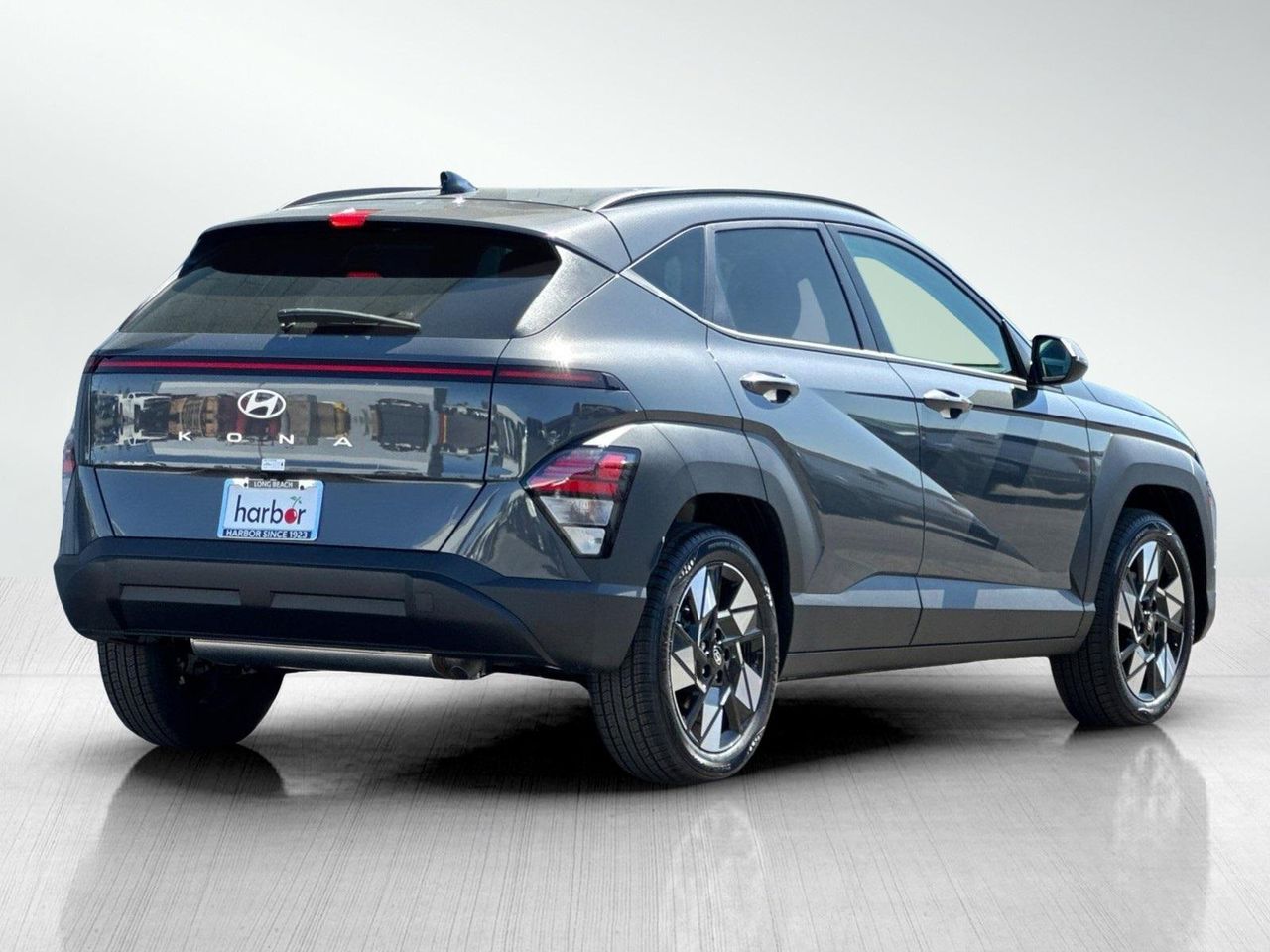 2025 Hyundai Kona SEL photo 4