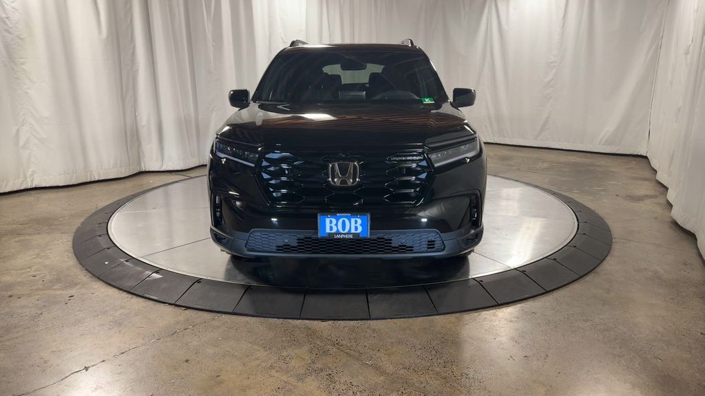 2025 Honda Pilot Black Edition photo 4