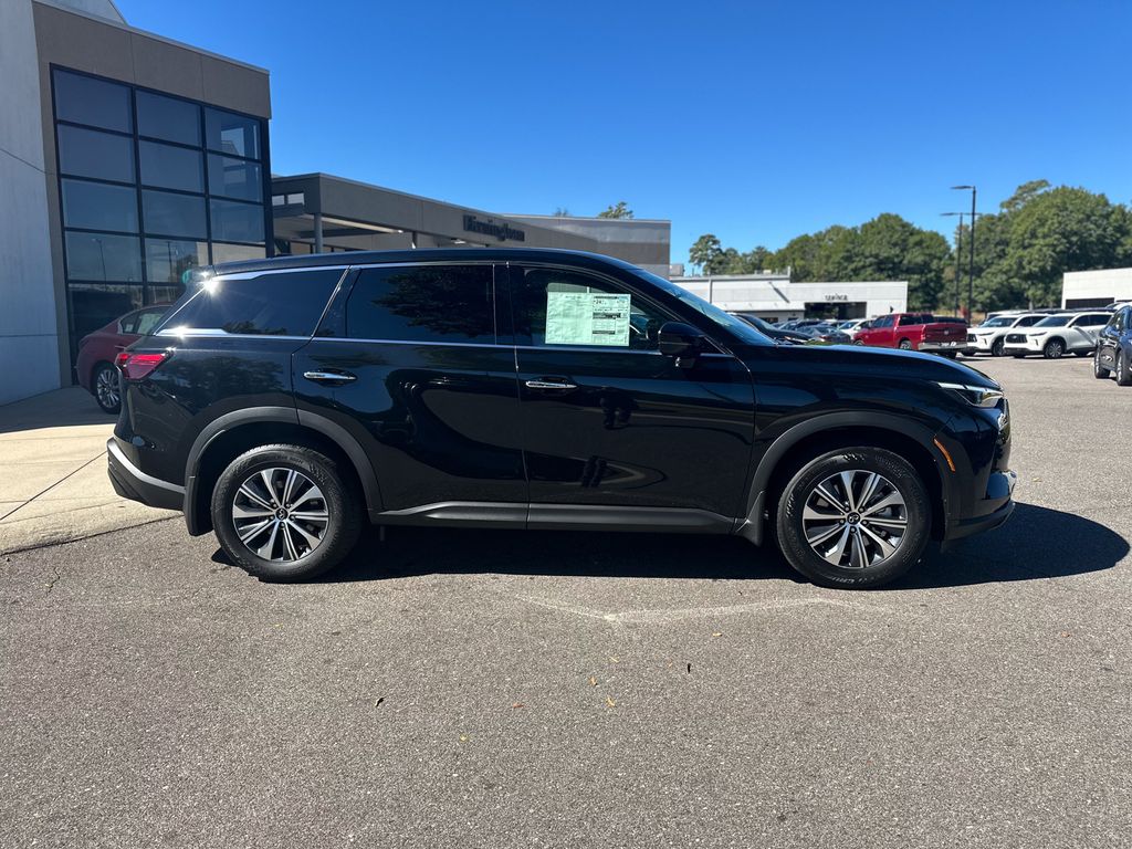 2025 Infiniti QX60 Pure photo 11