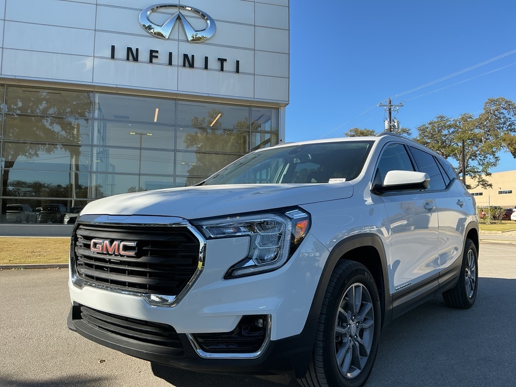 2024 GMC Terrain SLT