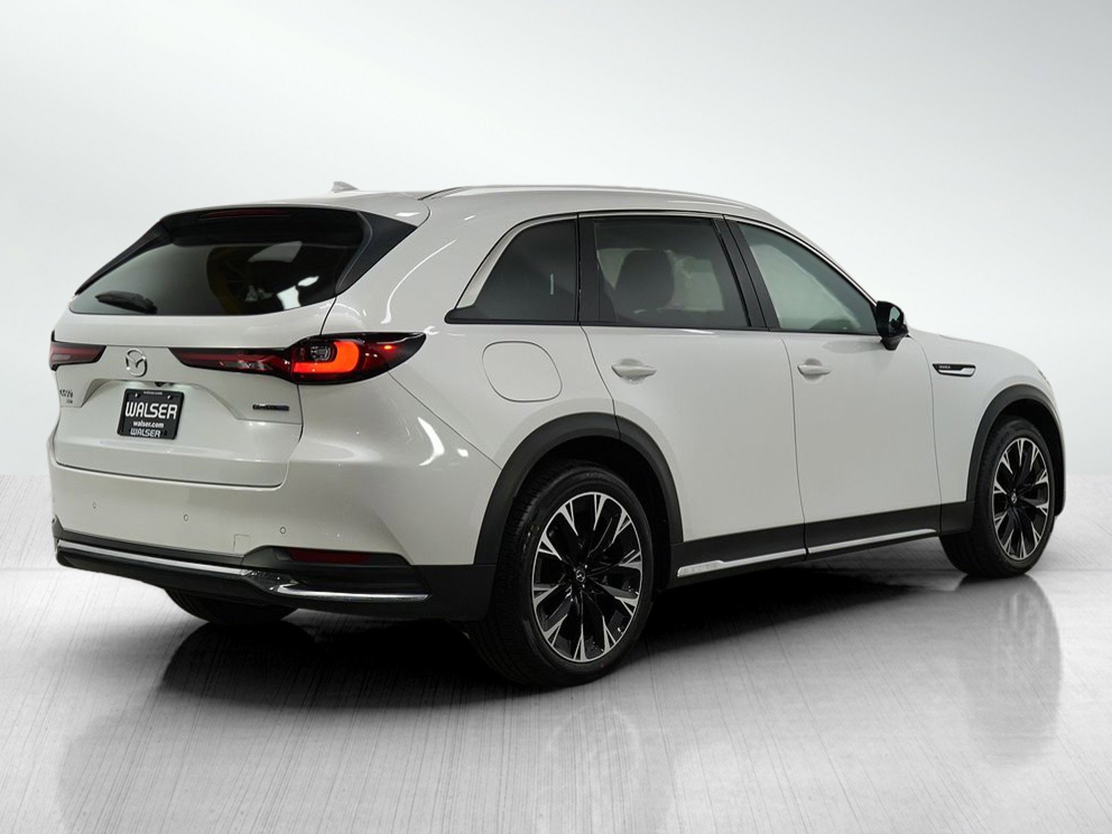 2024 Mazda CX-90 Premium Plus photo 4