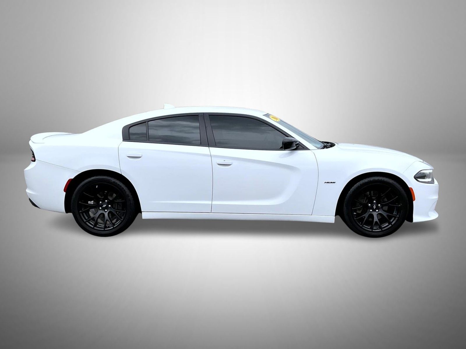 2016 Dodge Charger R/T photo 4
