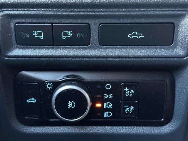2023 Ford F-150 Lariat photo 17