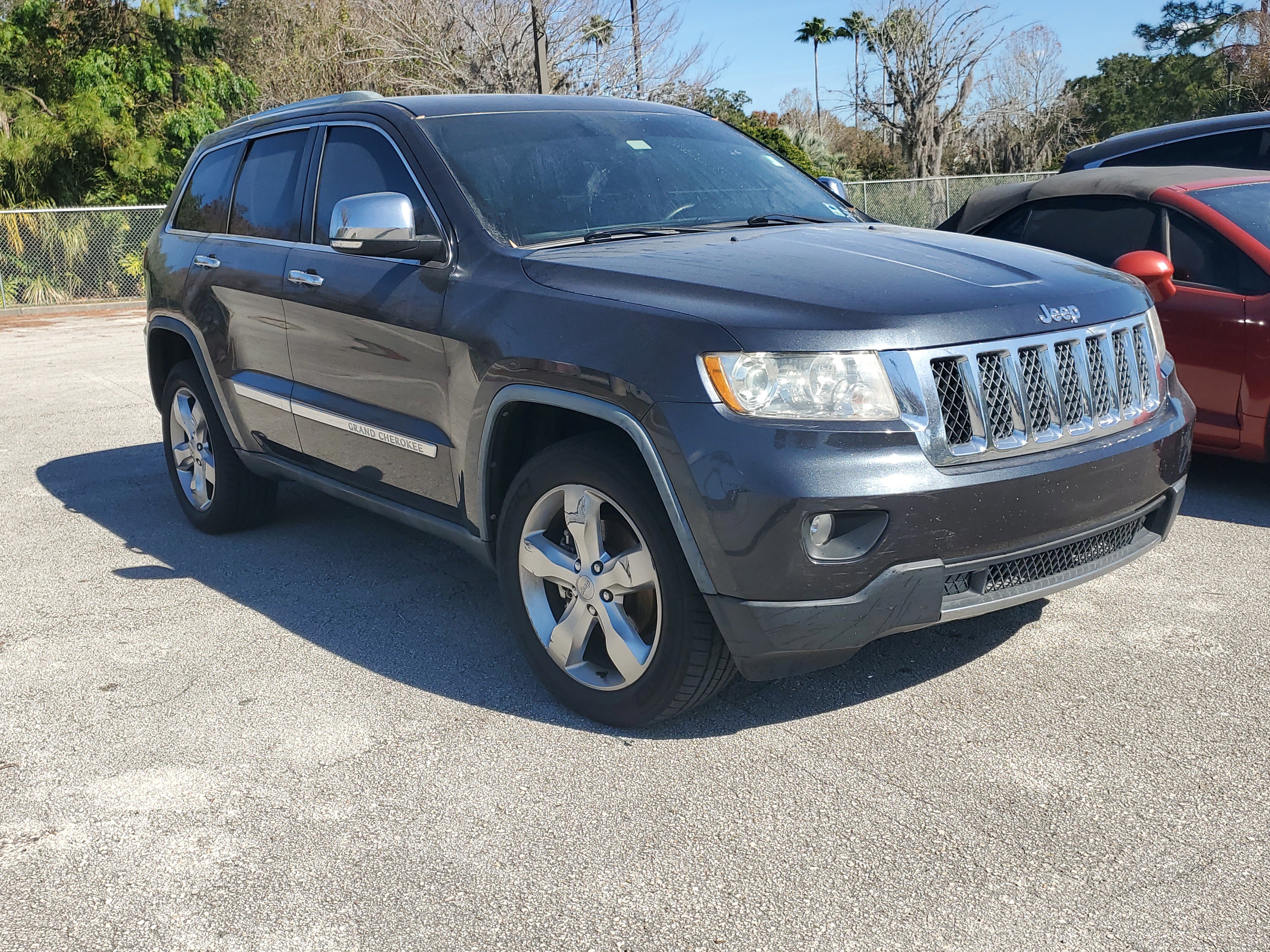 2012 Jeep Grand Cherokee Overland's photo
