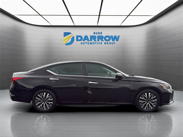 2024 Nissan Altima 2.5 SV photo 3