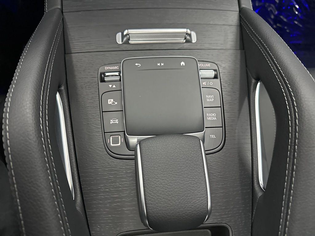 2025 Mercedes Benz GLE 350 4MATIC photo 14