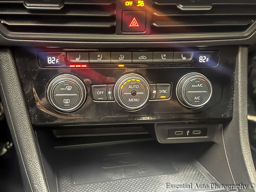 2021 VOLKSWAGEN JETTA GLI - Image 20