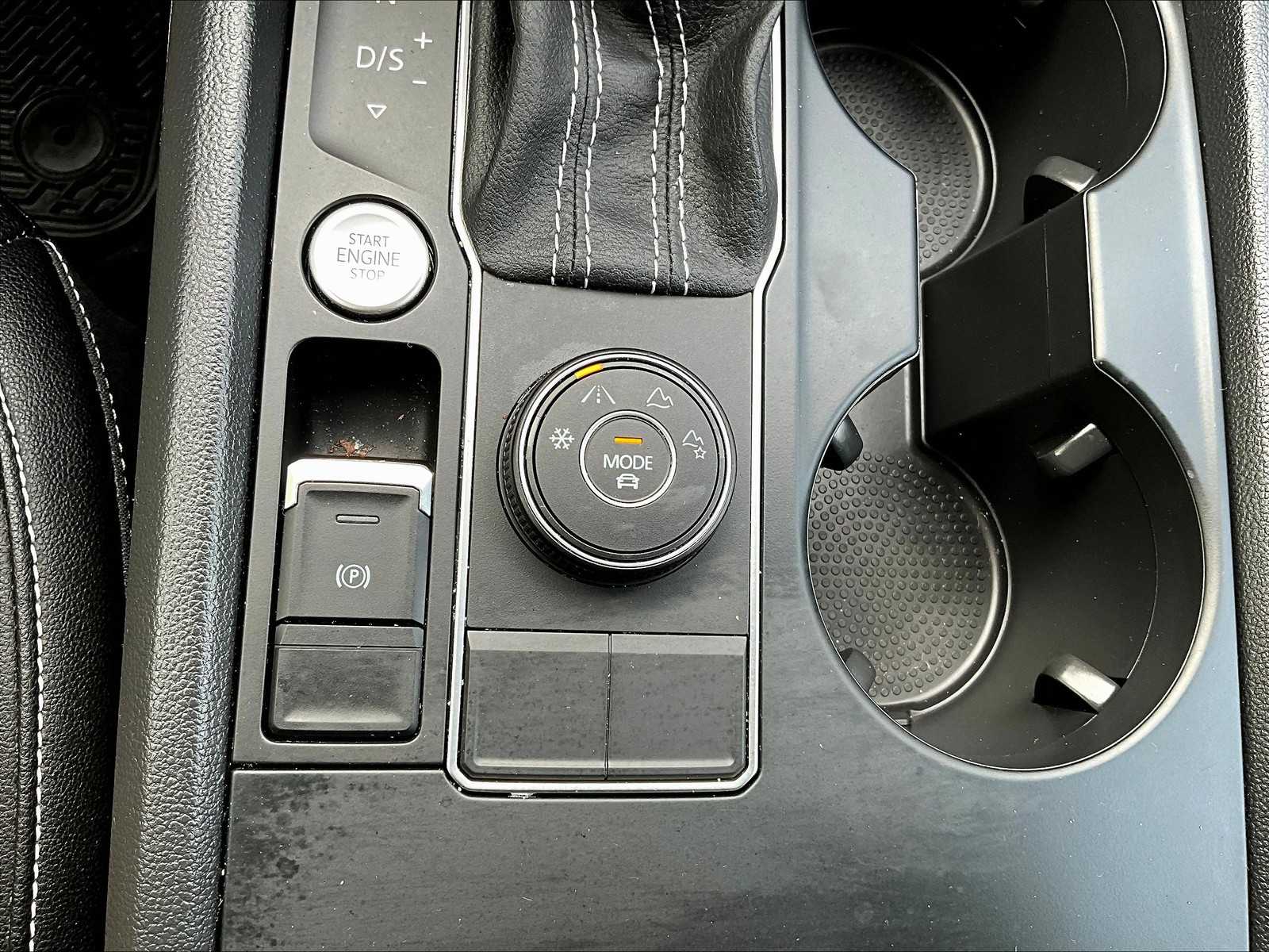 2022 Volkswagen Atlas SE photo 25