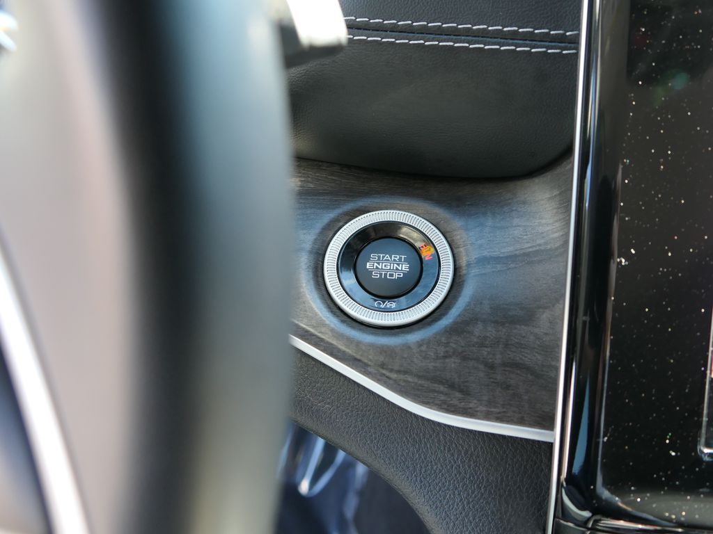 2022 Jeep Grand Cherokee Limited photo 13