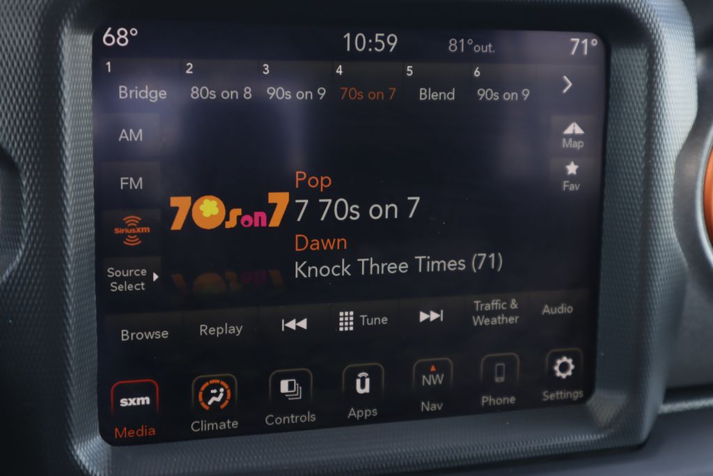 2022 Jeep Gladiator Mojave photo 10
