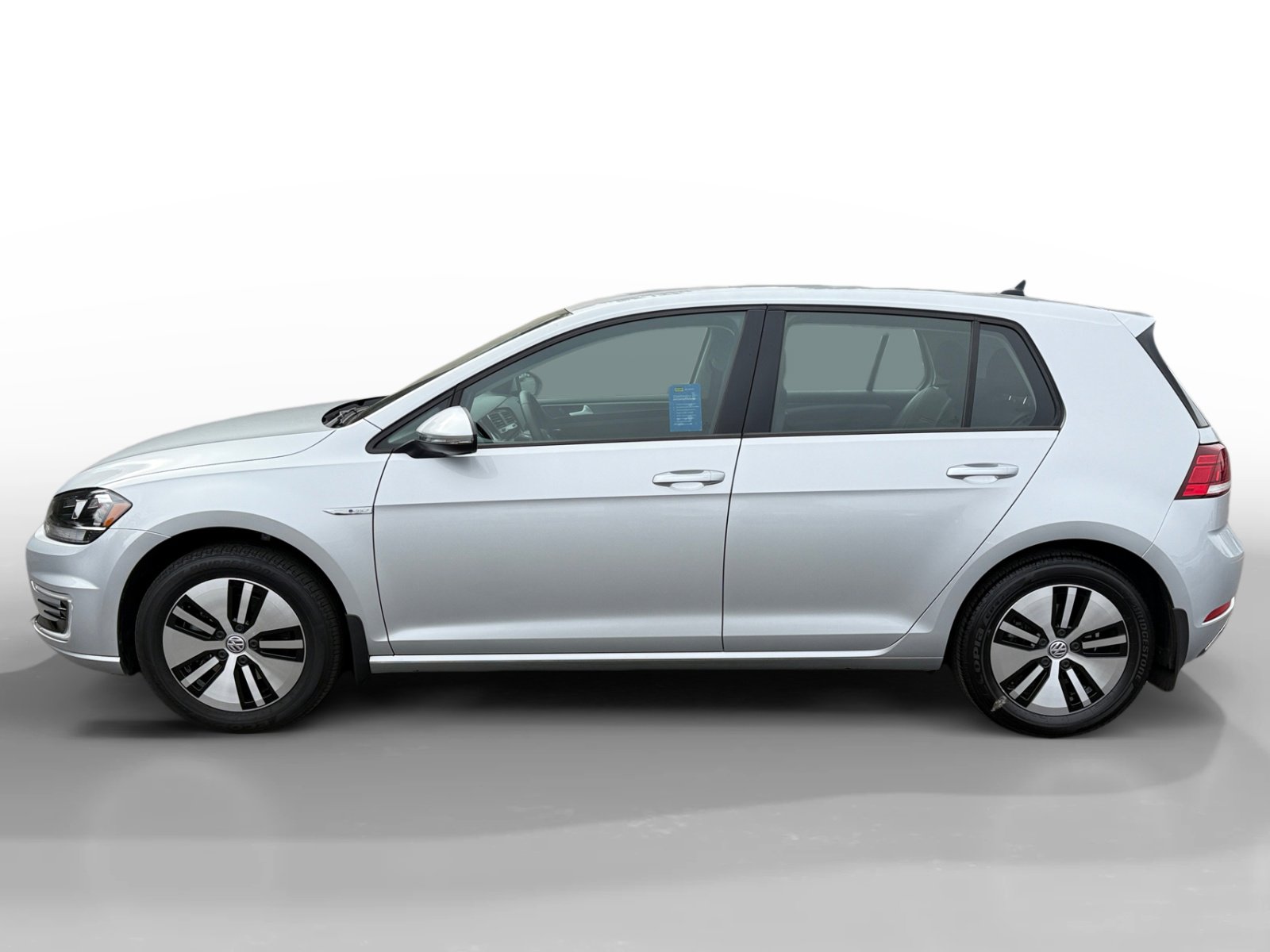 Used 2019 Volkswagen e-Golf e-Golf SE with VIN WVWKR7AU8KW908527 for sale in San Jose, CA