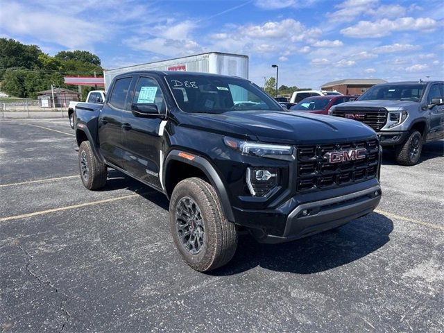 2026 GMC Canyon Elevation's photo