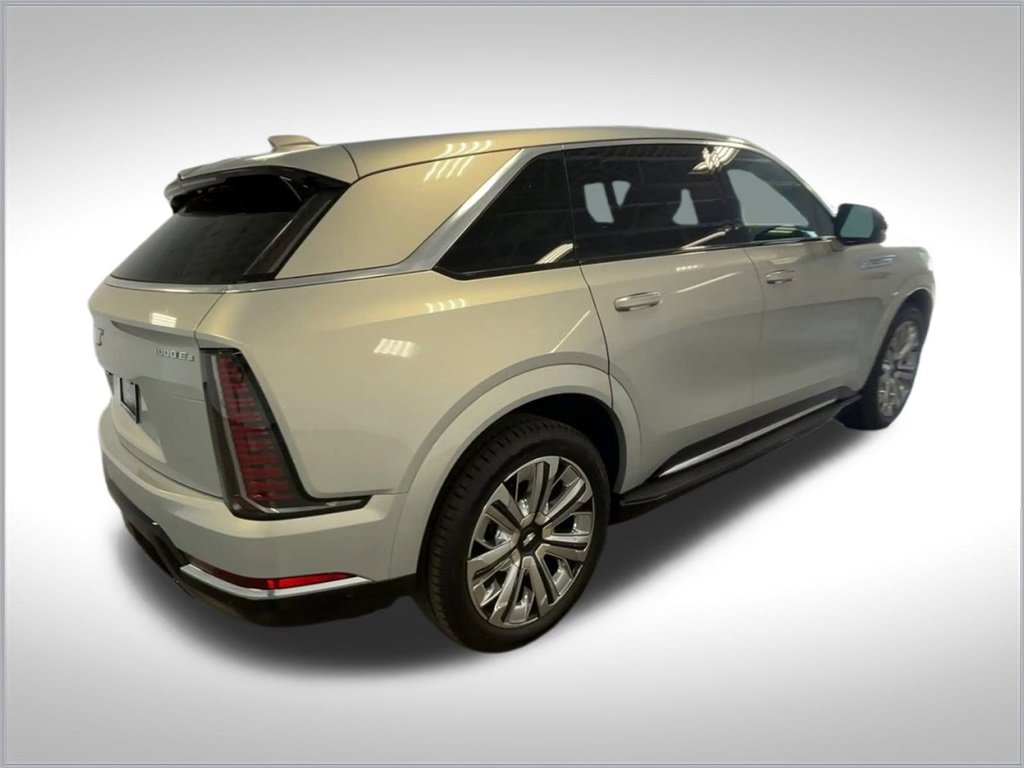 2025 Cadillac Escalade IQ Luxury photo 8