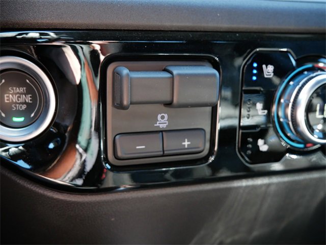 2025 Gmc Sierra 1500 SLT photo 11