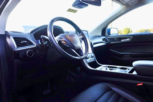 2024 Ford Edge SEL photo 13