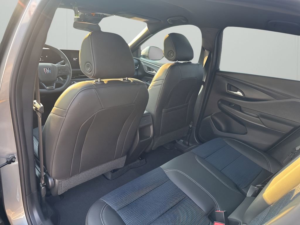 2025 Buick Envista Preferred photo 18