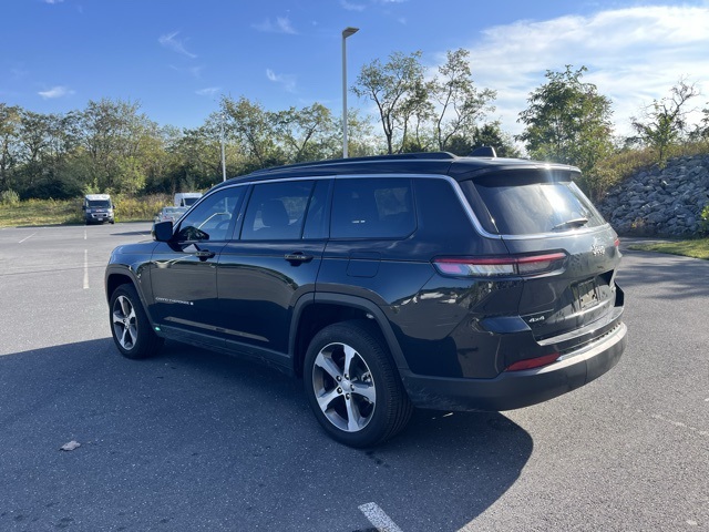 2024 Jeep Grand Cherokee Limited photo 4
