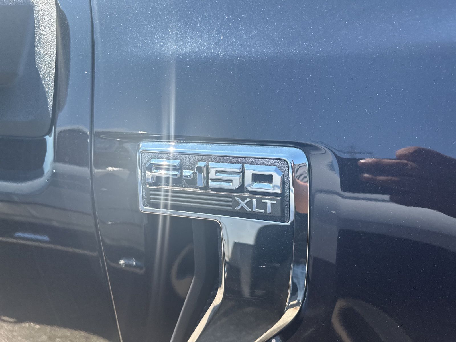 2021 Ford F-150 XLT photo 3