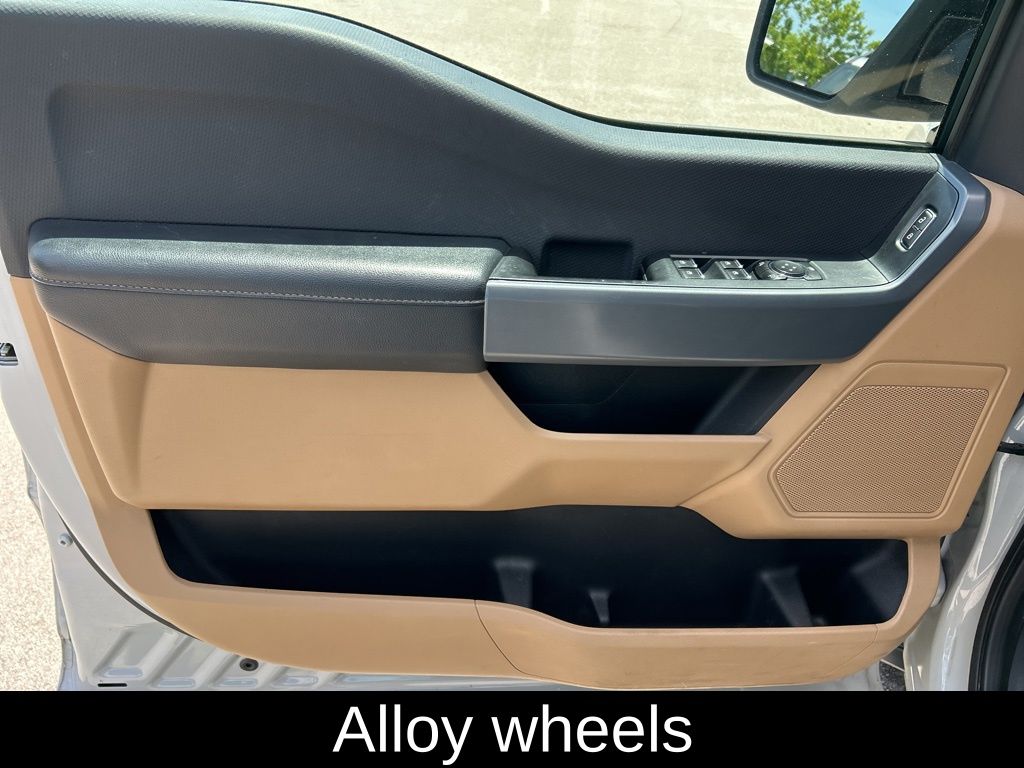 2023 Ford F-150 XLT photo 12