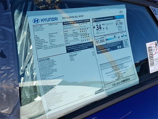 2025 Hyundai Elantra SEL Sport photo 6