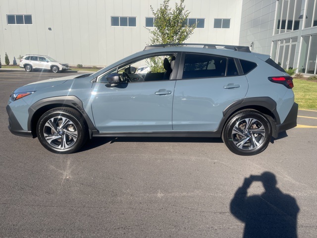2024 Subaru Crosstrek Premium photo 3