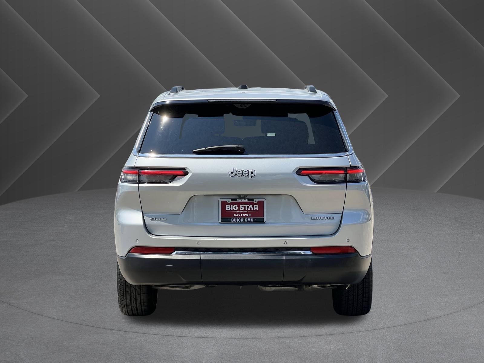 2024 Jeep Grand Cherokee Limited photo 3