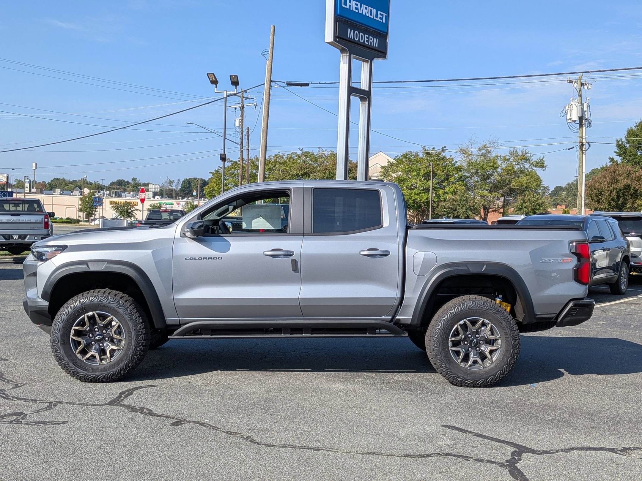 2026 Chevrolet Colorado ZR2 photo 2