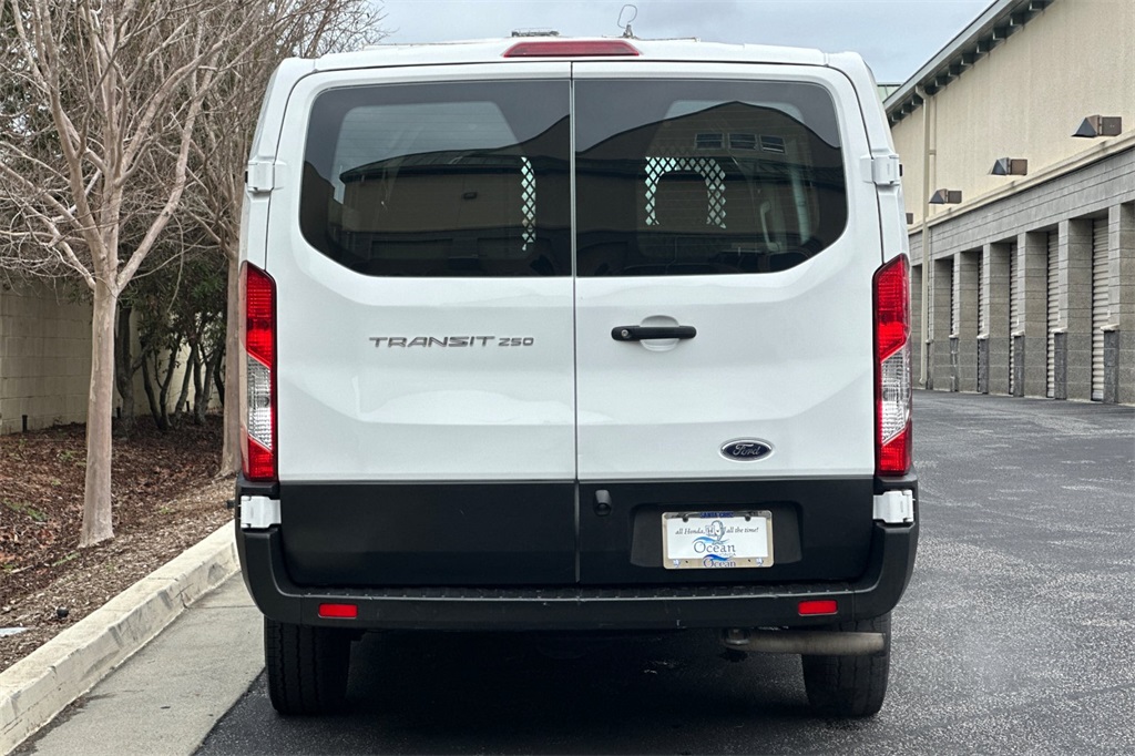 2022 Ford Transit photo 4