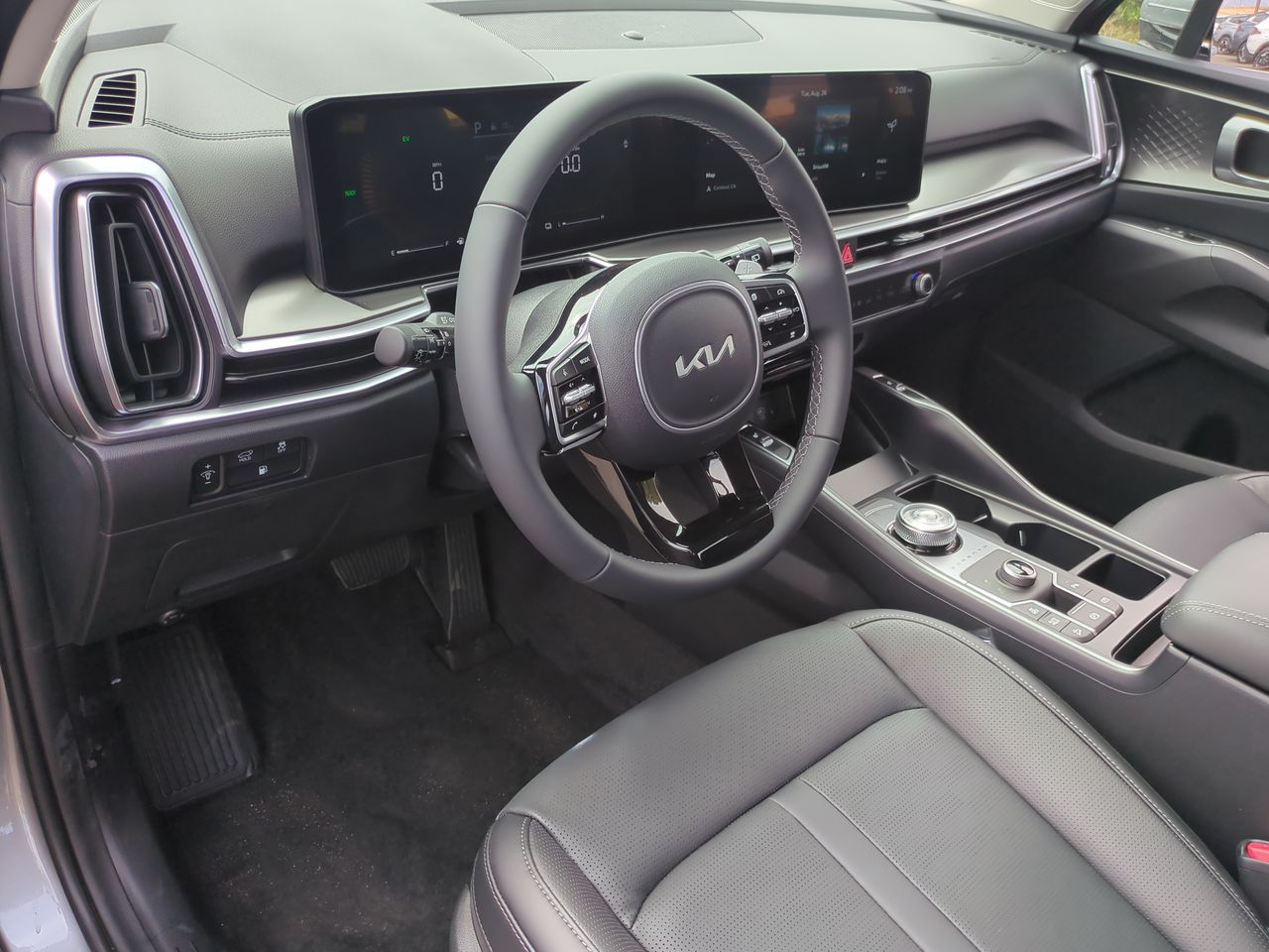 2025 Kia Sorento Plug-In Hybrid EX photo 7