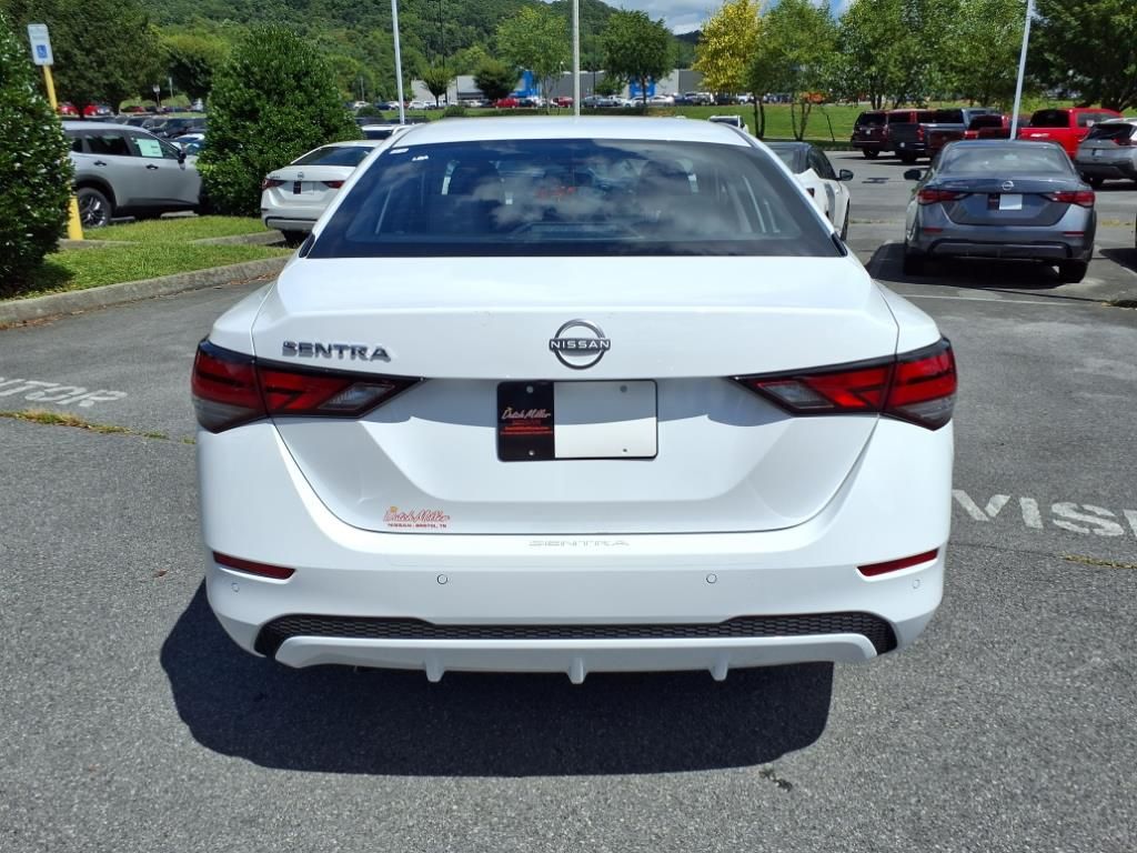 2025 Nissan Sentra S photo 4