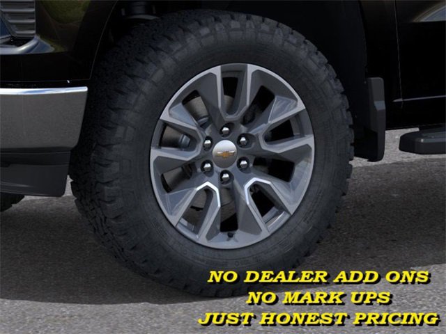 2026 Chevrolet Silverado LT photo 9