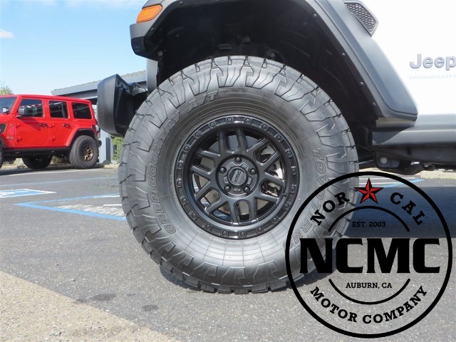 2023 Jeep Wrangler Rubicon 4xe photo 9