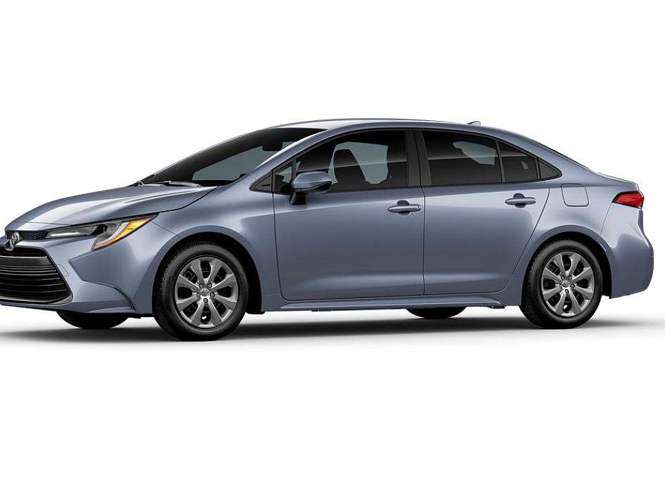 2025 Toyota Corolla LE photo 3