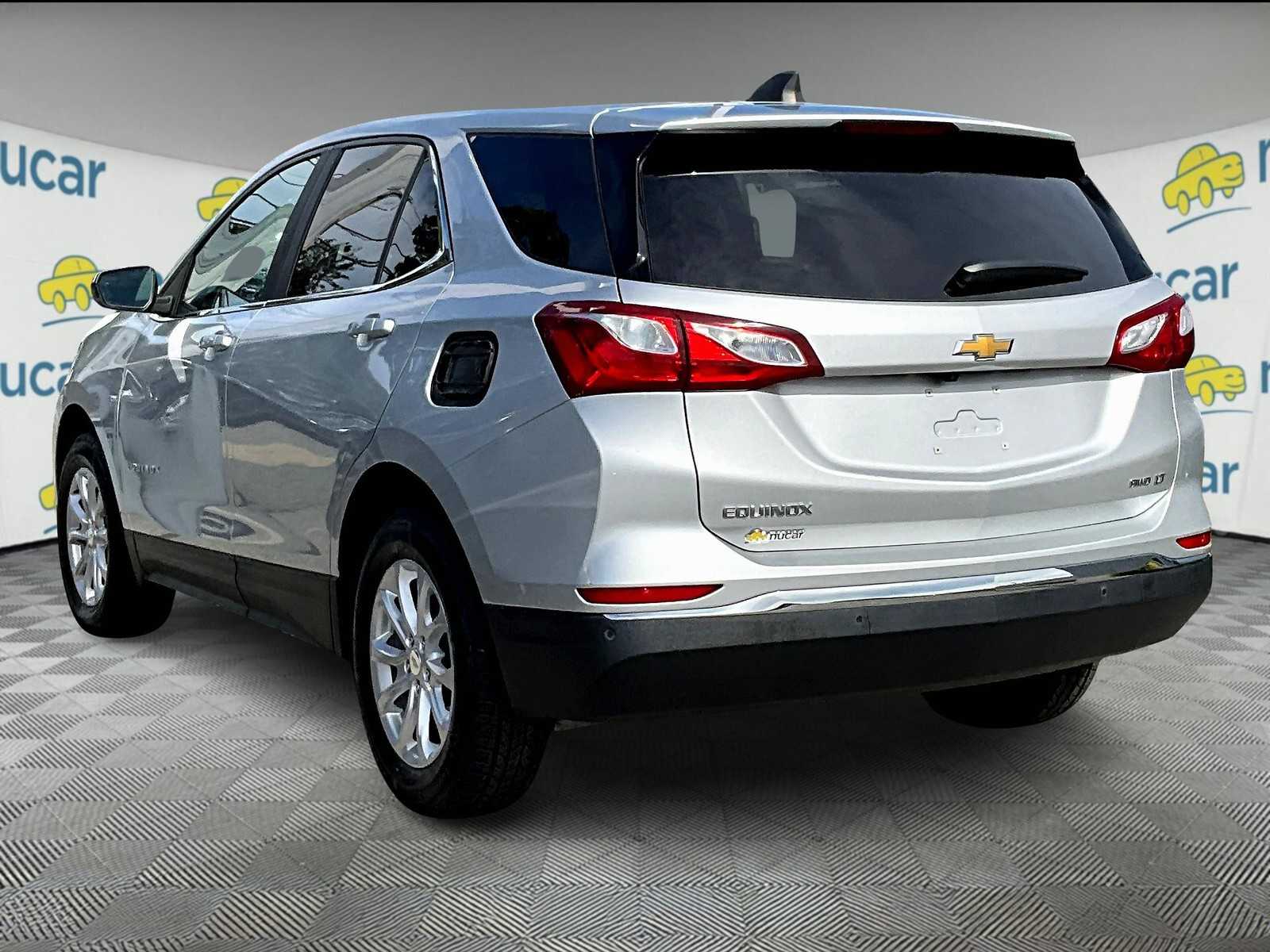 2021 Chevrolet Equinox LT photo 4