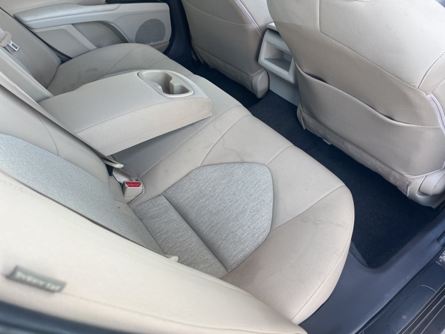 2018 Toyota Camry LE photo 23