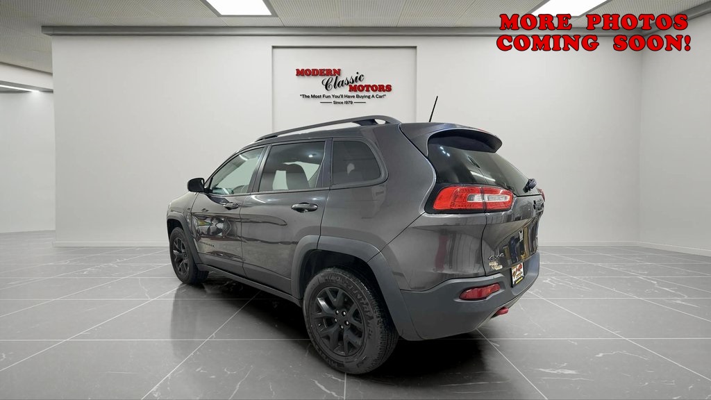 2016 Jeep Cherokee Trailhawk photo 3