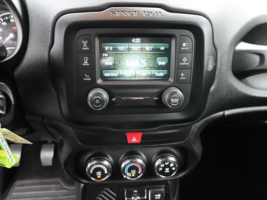 2016 Jeep Renegade Latitude photo 13