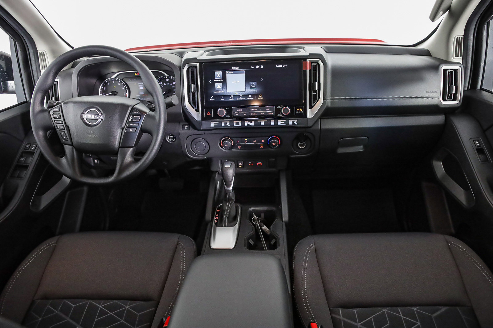 2025 Nissan Frontier SV photo 13