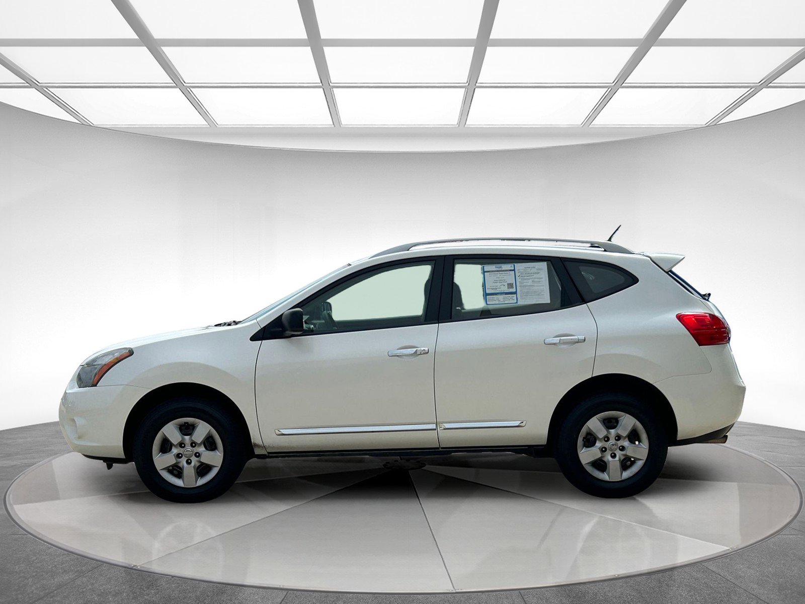 Used 2015 Nissan Rogue Select S with VIN JN8AS5MV3FW250117 for sale in Altoona, IA