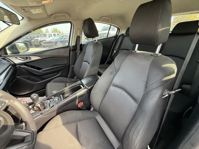 2018 Mazda Mazda3 Sport photo 12