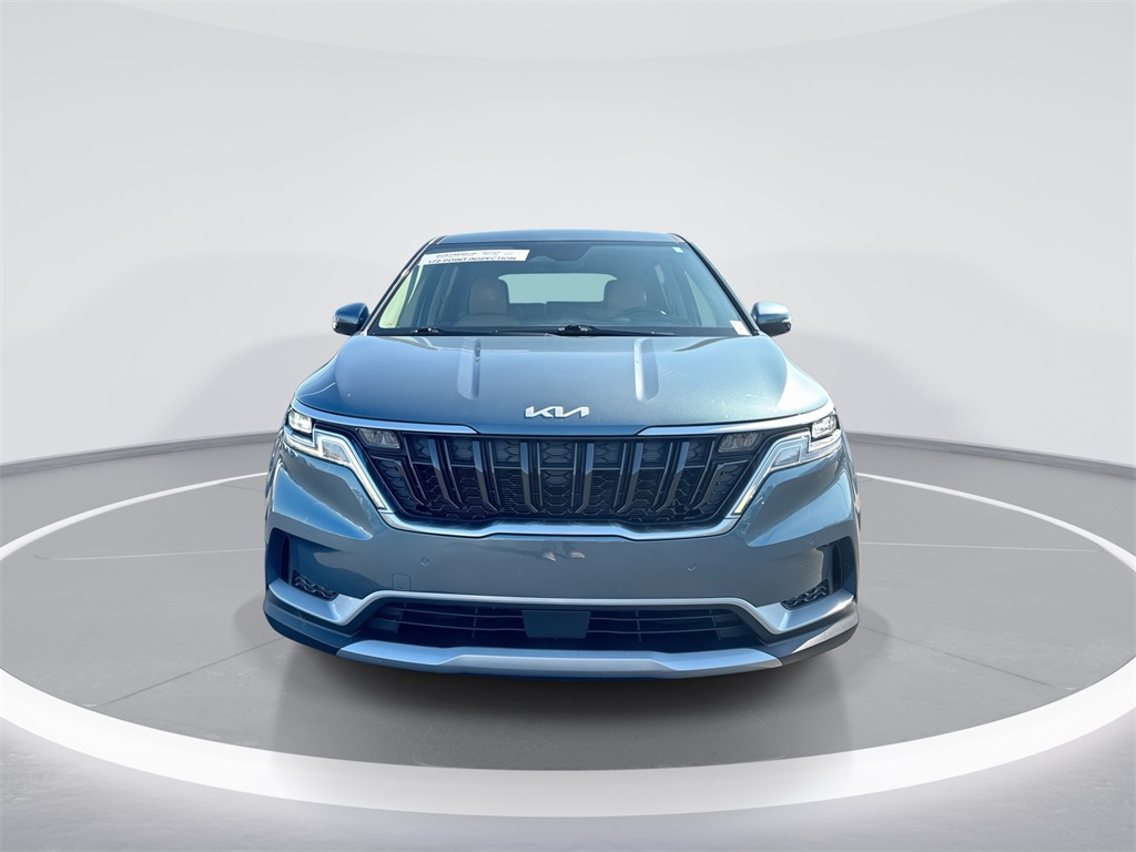 2023 Kia Carnival EX photo 3